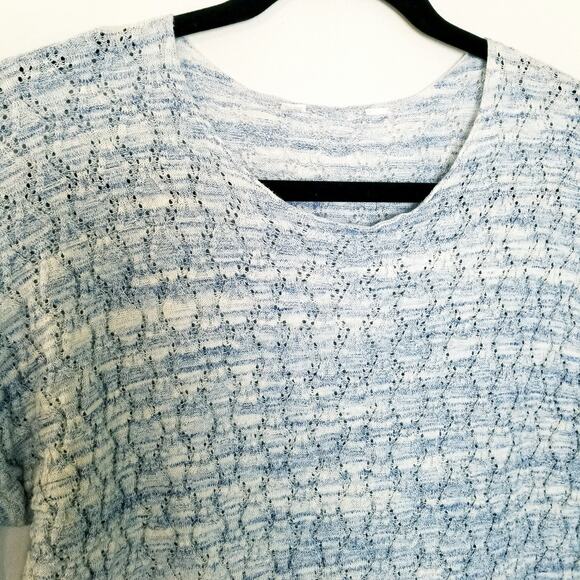 Leo & Nicole Women's Long Sleeve Knit Pull Over Sweater Blue White Size L - Picture 3 of 9